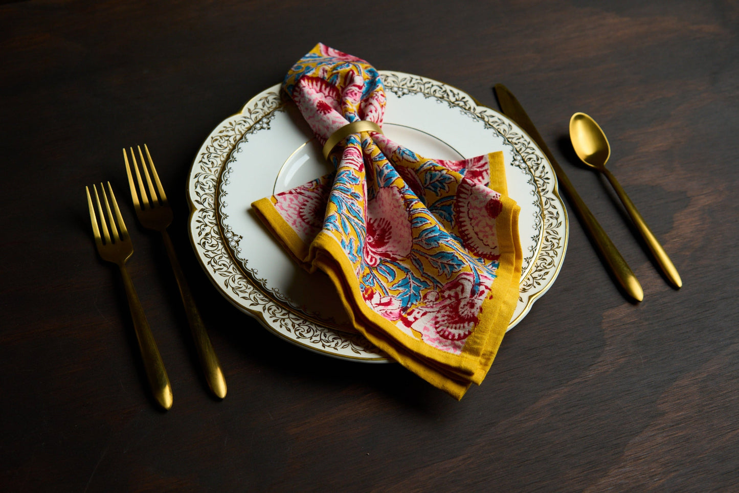 Golden Zinnia Breeze Napkins (Set of 4)